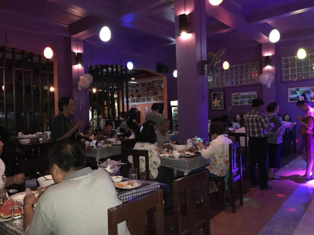Phou Ang Kham 2 Hotel Vang Vieng Eksteriør bilde